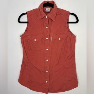 2025 SALE! Carhartt western sleeveless shirt, snap closure, burnt orange. Size S